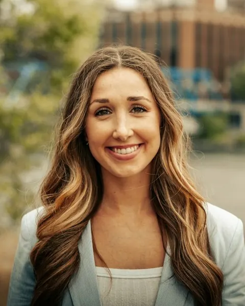 Carolina V., Lawyer