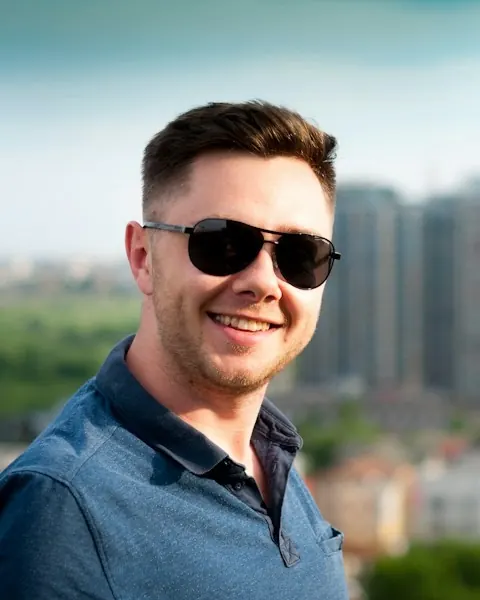 Sebastian L., Civil engineer