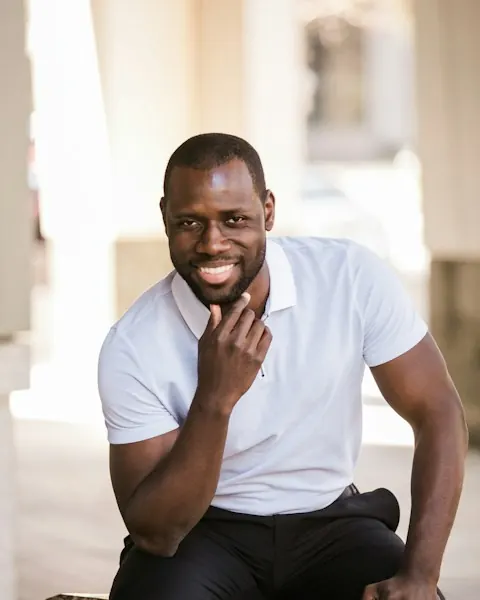 Emmanuel A., Physiotherapist